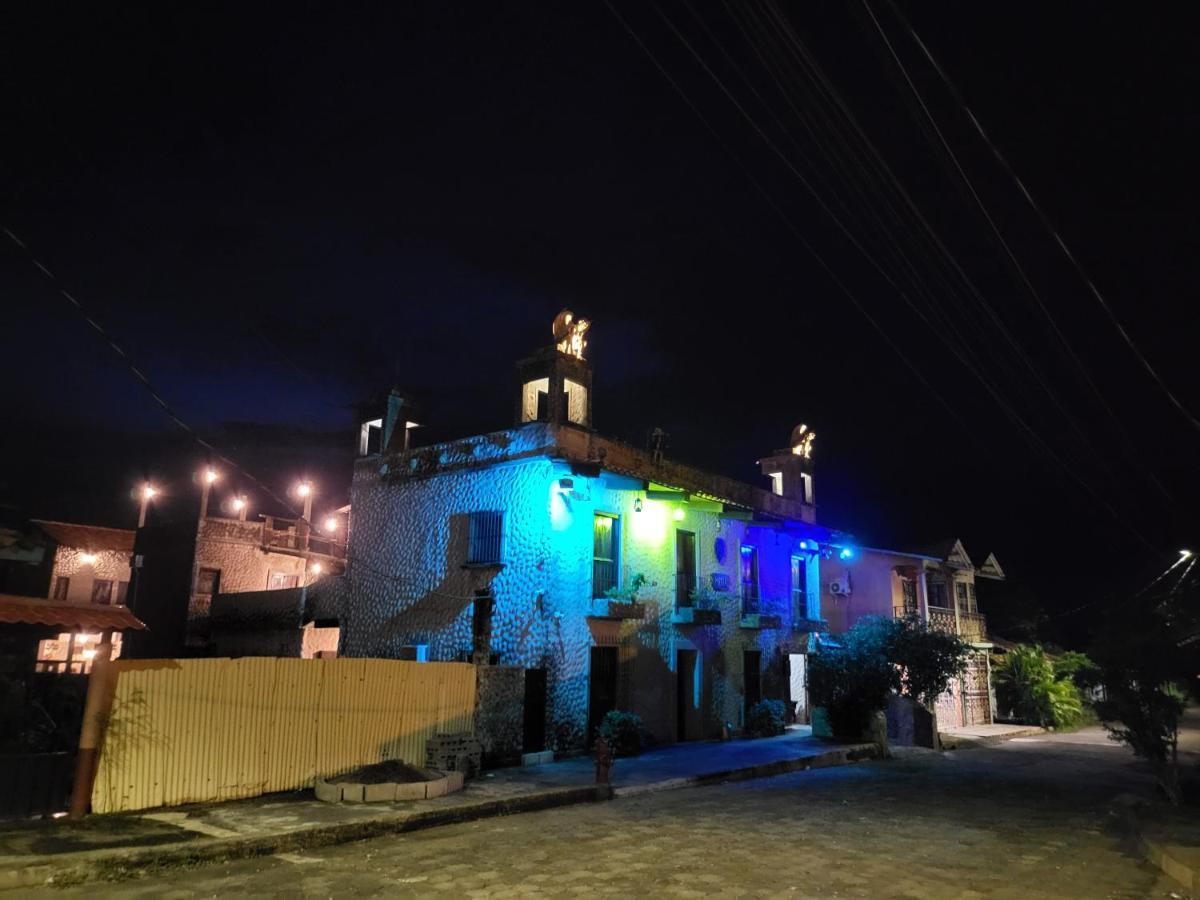 Hostal Casa De Las Gargolas Amapala ภายนอก รูปภาพ