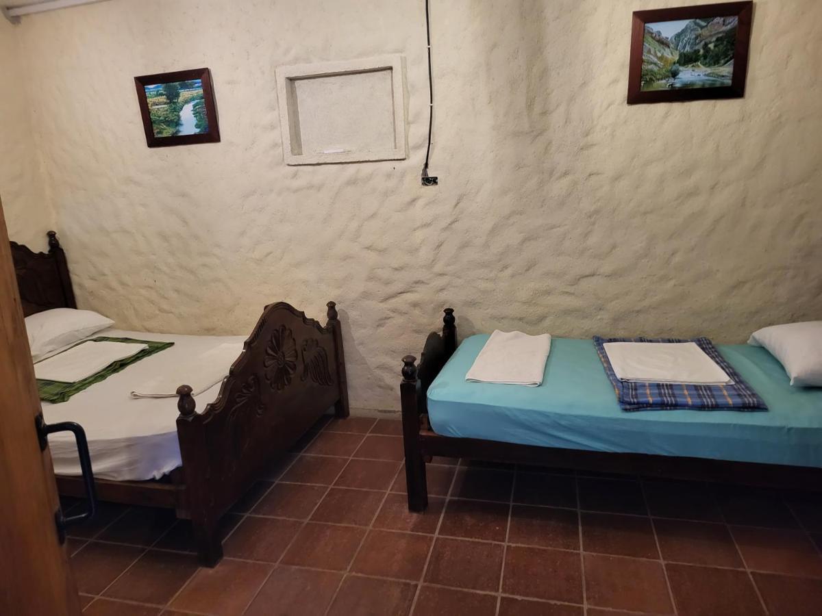 Hostal Casa De Las Gargolas Amapala ภายนอก รูปภาพ