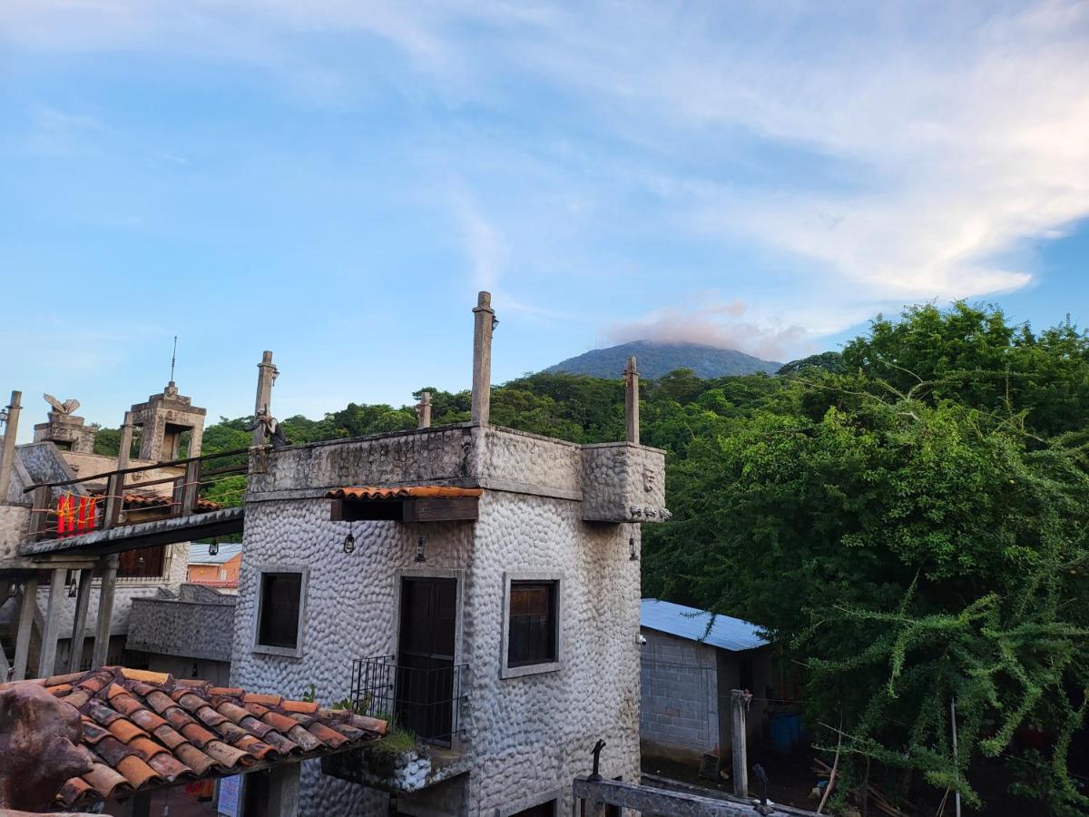 Hostal Casa De Las Gargolas Amapala ภายนอก รูปภาพ
